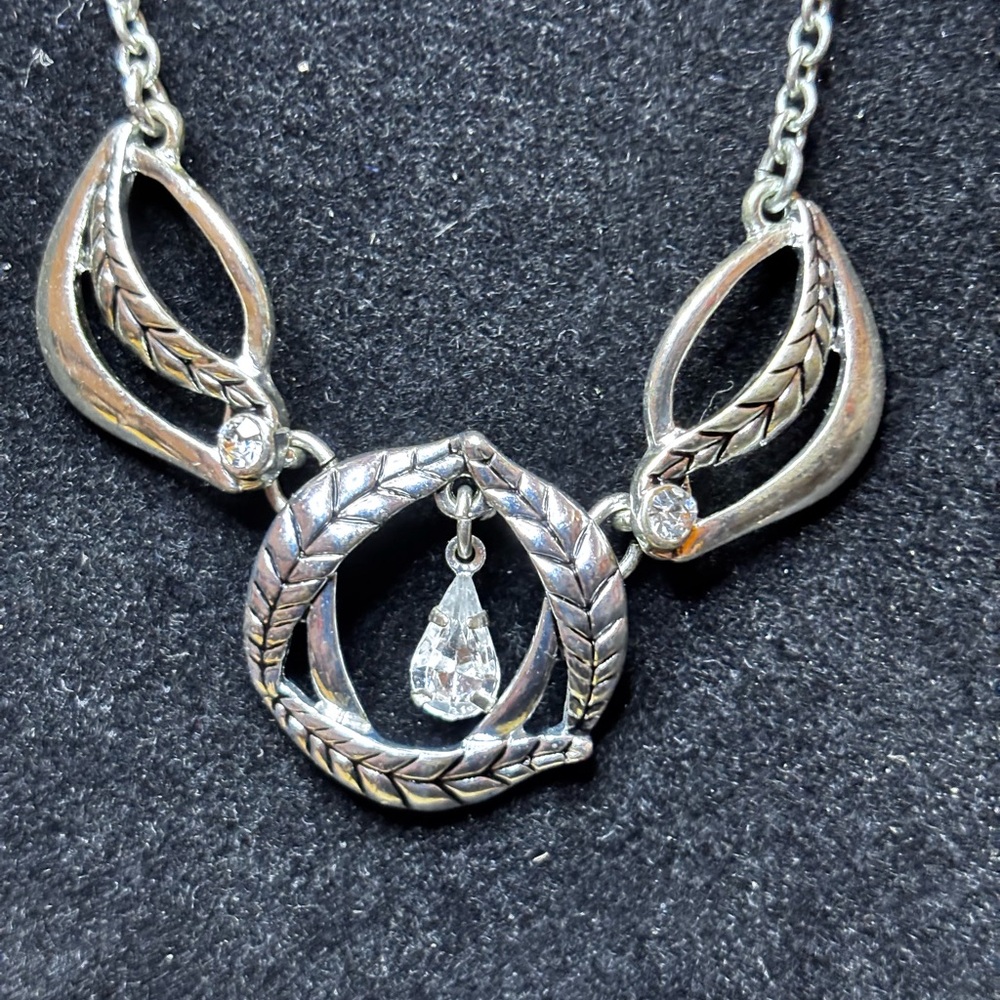 Vintage Silver Leaf Necklace‎ with Crystal Drop